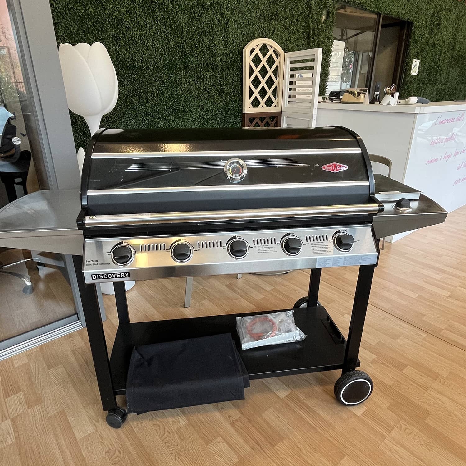Beefeater Barbecue a gas 1000R 5 fuochi