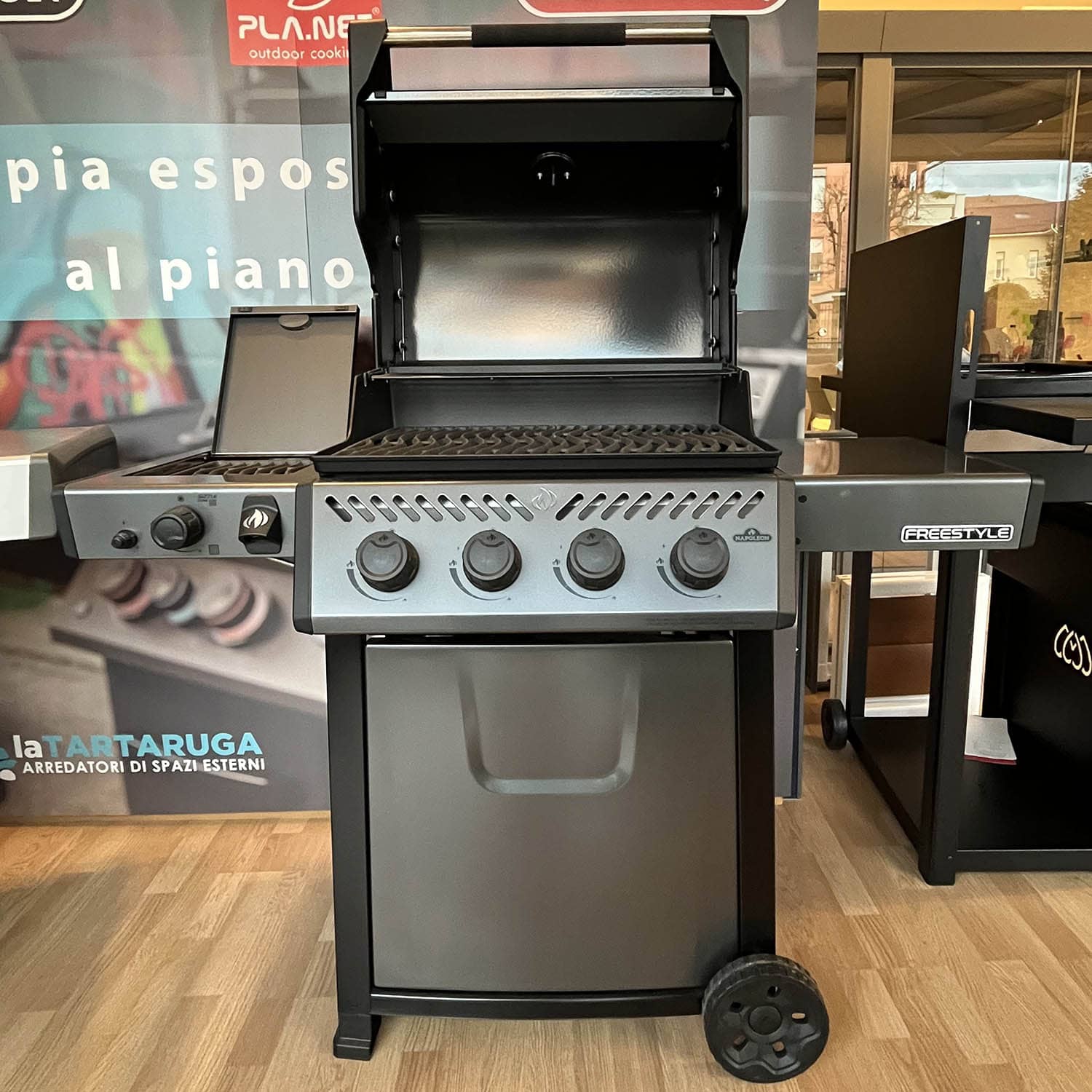 Napoleon Barbecue a Gas Freestyle 425 SIB