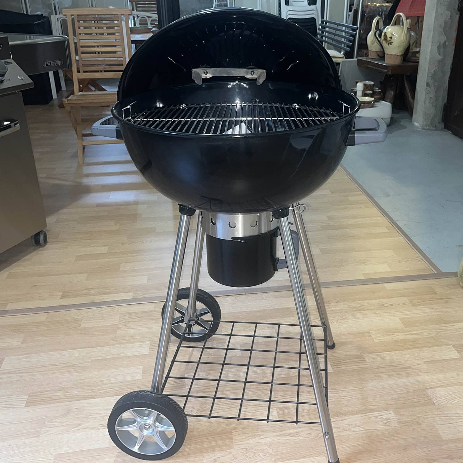 Napoleon Barbecue a carbonella NK22CK-LEG