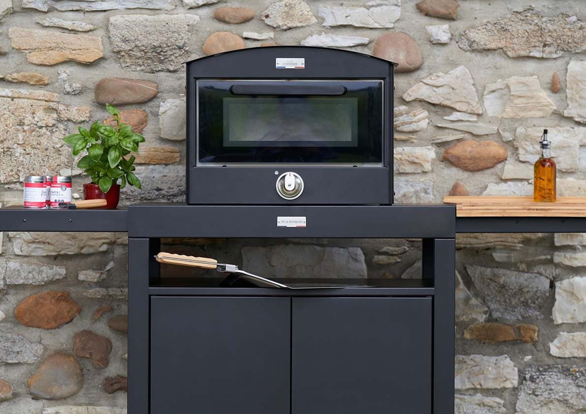 Carrello cucina nero con ripiani laterali push and pull